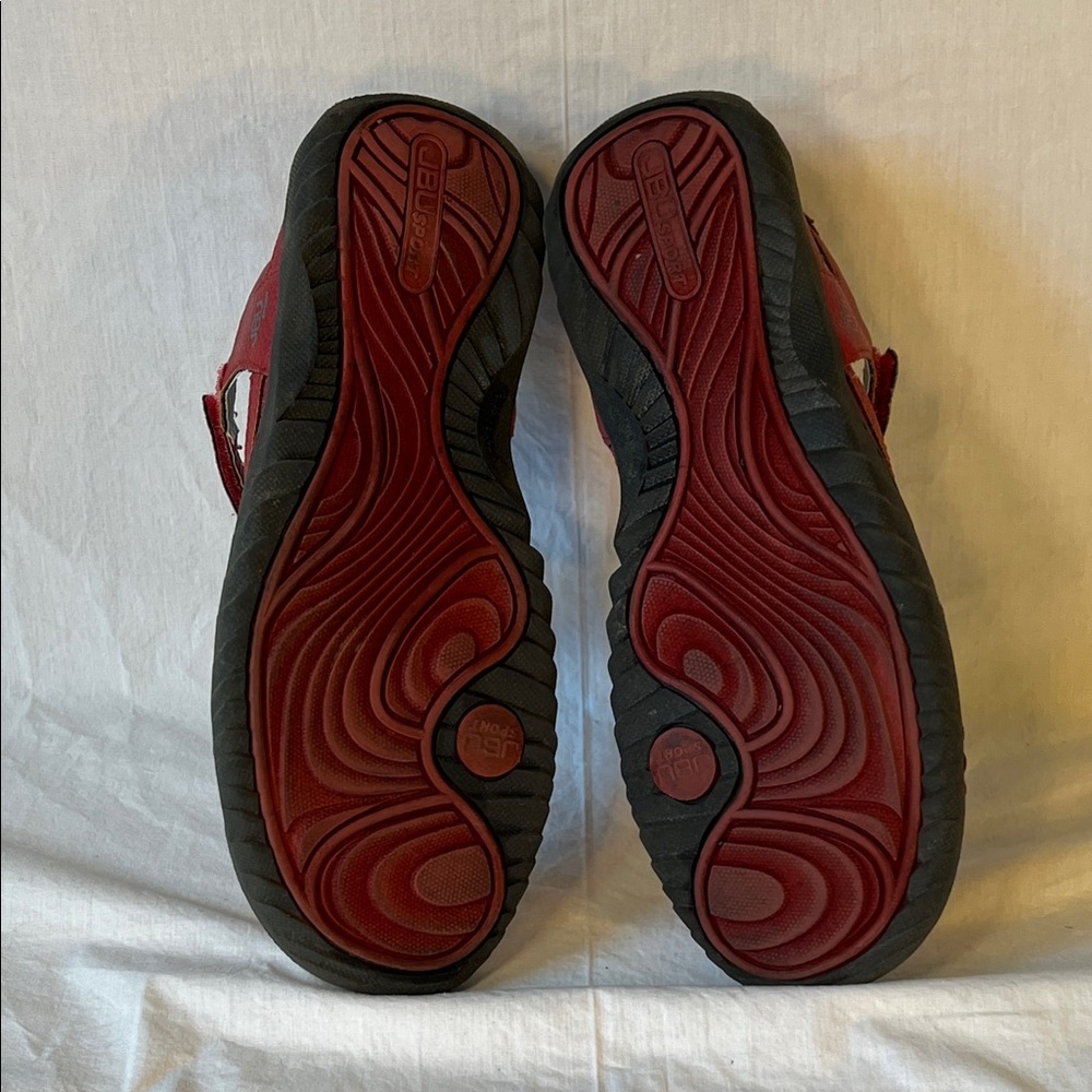 JBU Sport Red and Black Women's Athletic Sandals size 8.5M - Picture 11 of 11